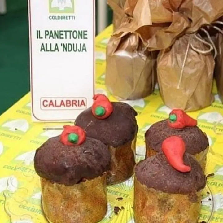 Panettone alla ’nduja, uno chef calabrese fa causa all’azienda produttrice: «Mi hanno rubato l’idea»