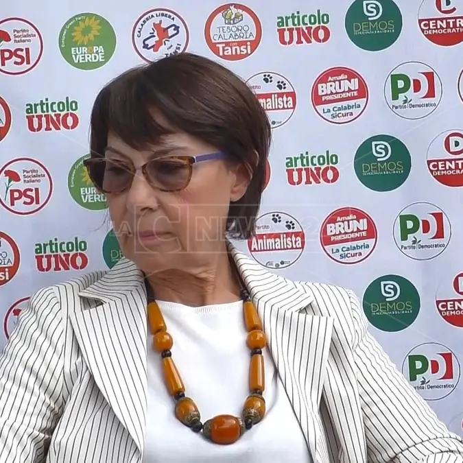 Aeroporti calabresi, l’accusa di Amalia Bruni: «Persone non all’altezza provocano disastri»