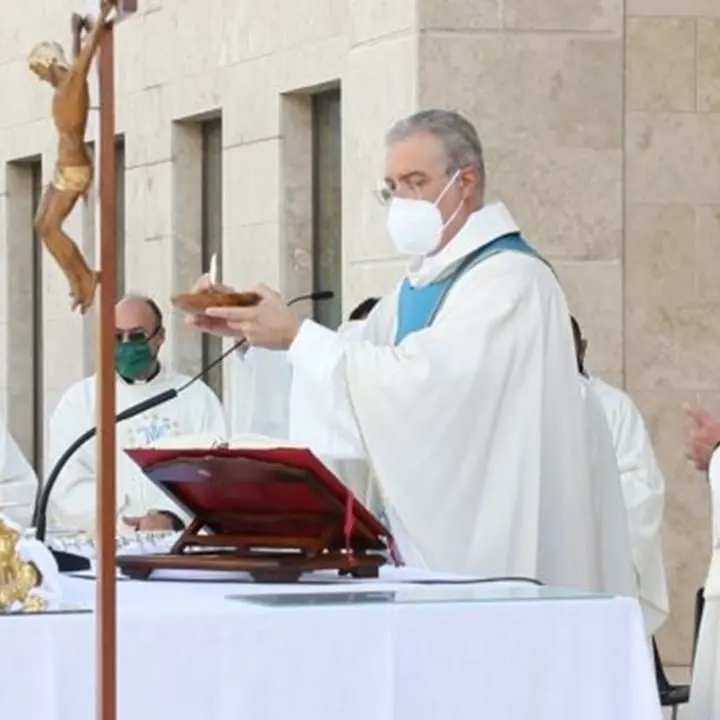 Paravati, il popolo di Natuzza si riunisce per commemorare l’arrivo della statua della Madonna