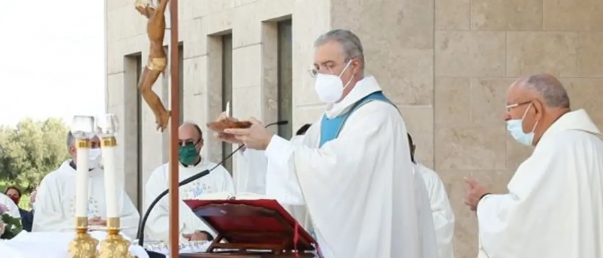 Paravati, il popolo di Natuzza si riunisce per commemorare l’arrivo della statua della Madonna