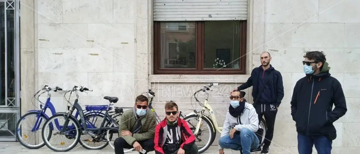 Park and Ride Crotone senza pace, rubate oltre 30 bici dal deposito comunale abbandonato