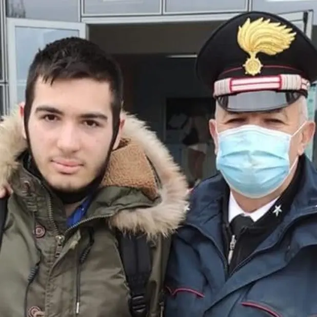 Emanuele torna in classe, il ragazzo di Castrolibero preso a pugni in faccia all’uscita da scuola