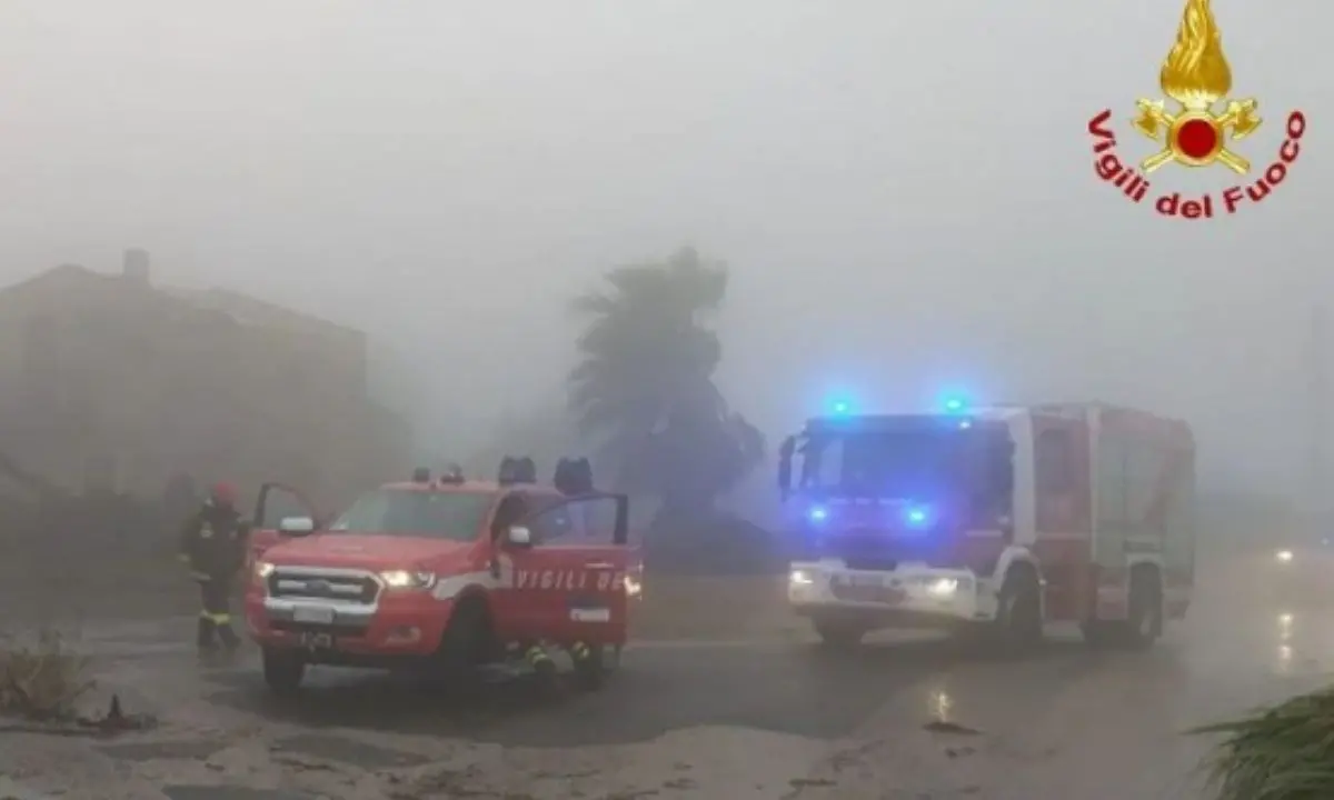 Maltempo, violenta tomba d’aria in Sicilia: muore un 53enne nel Ragusano