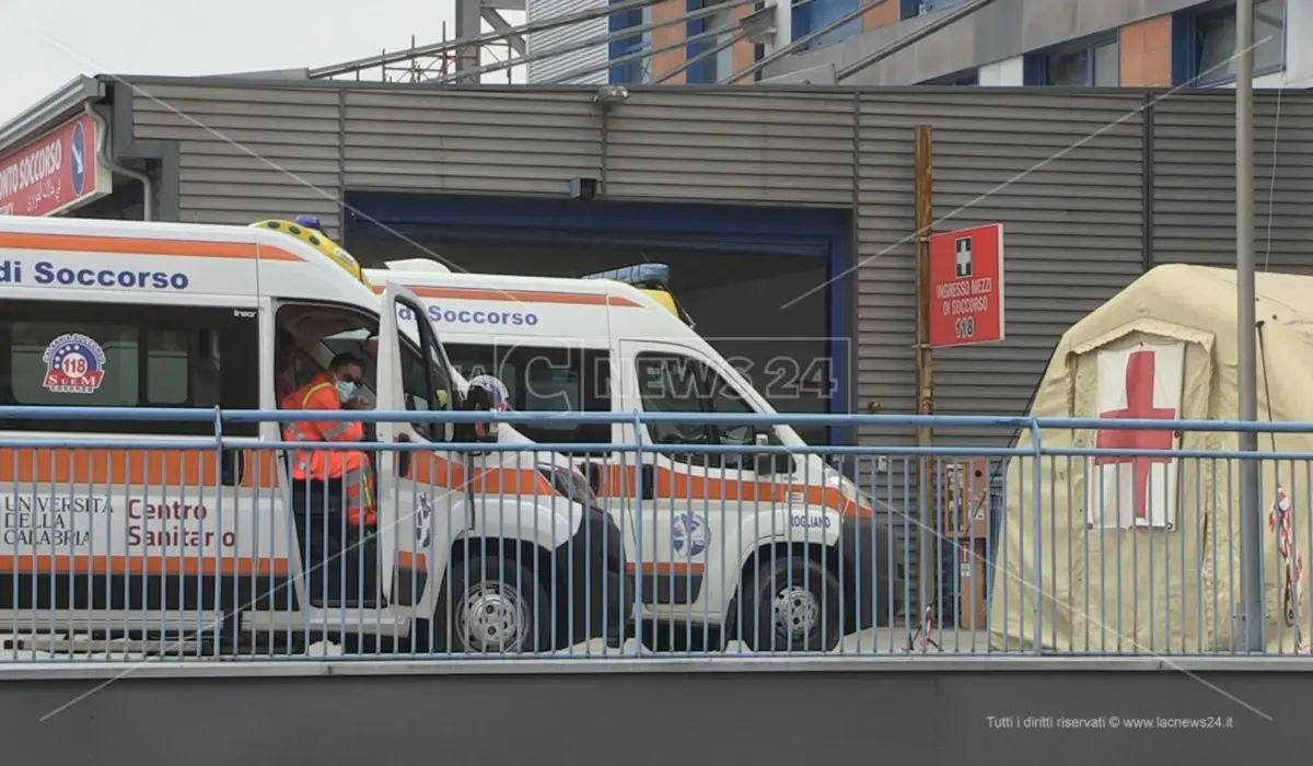 Cosenza, il reclutamento di personale di pronto soccorso rischia di lasciare le ambulanze senza medici