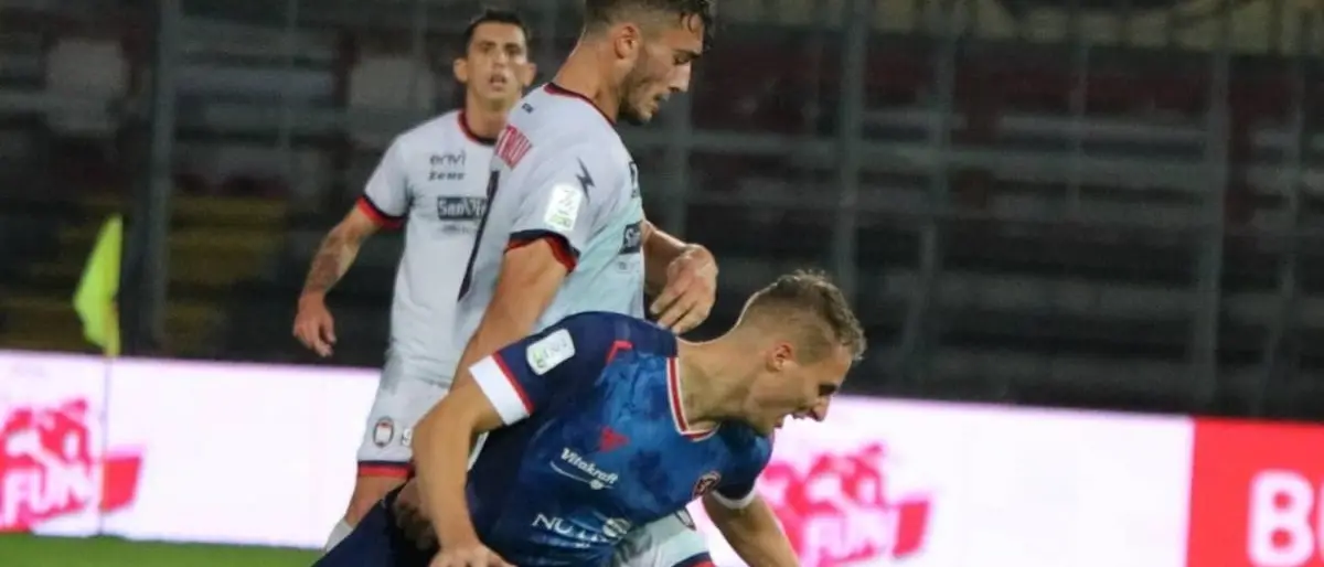 Serie B, Perugia-Crotone finisce 2-0: i gol di Lisi e Matos affondano i pitagorici