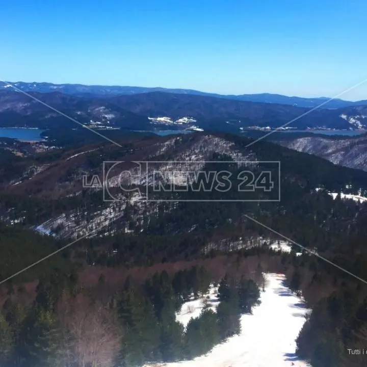 Sila, hotel verso il tutto esaurito in vista della stagione invernale ma impianti ancora in sospeso