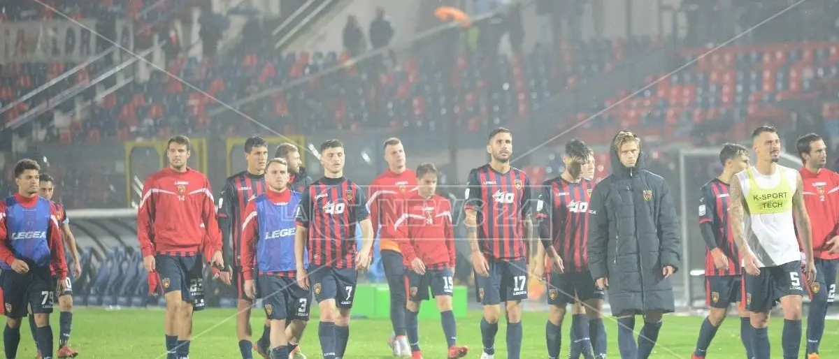 Serie B, verso Parma-Cosenza: le ultime e le probabili formazioni