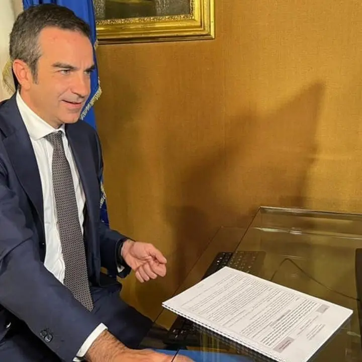 Regione Calabria, Occhiuto annuncia un accordo con il Formez: «Si occuperà della selezione del personale»