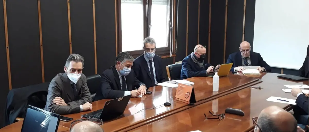 Convenzione Comune-Eni scaduta da 10 anni: la multinazionale chiede tempo ma Voce non ci sta