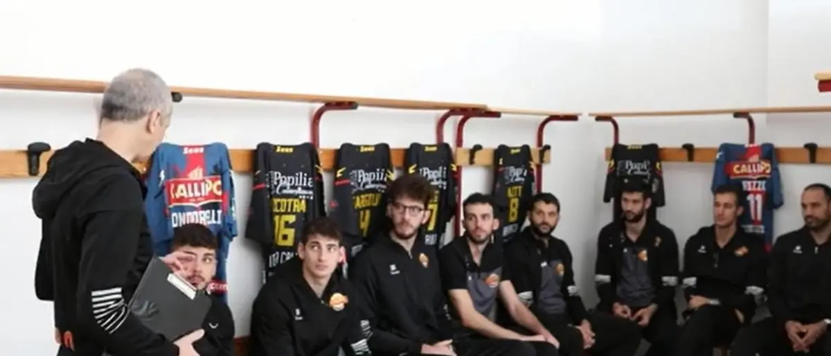 “Basta violenza”, il video della Tonno Callipo volley per il 25 novembre