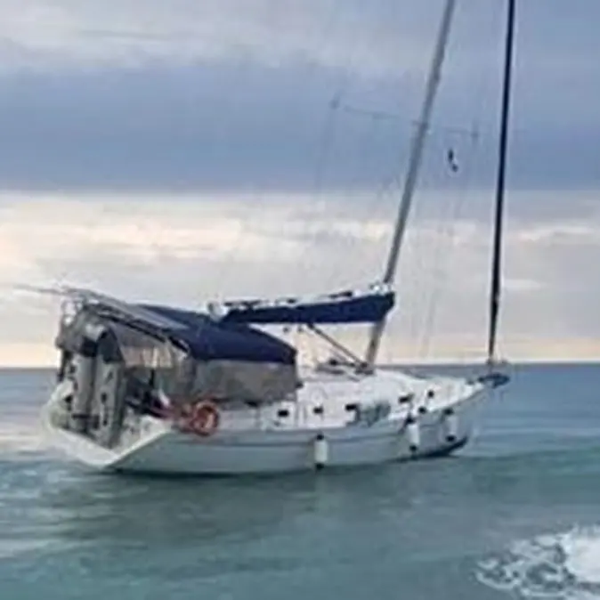 Sbarco di migranti nel Catanzarese, fermati i due presunti scafisti