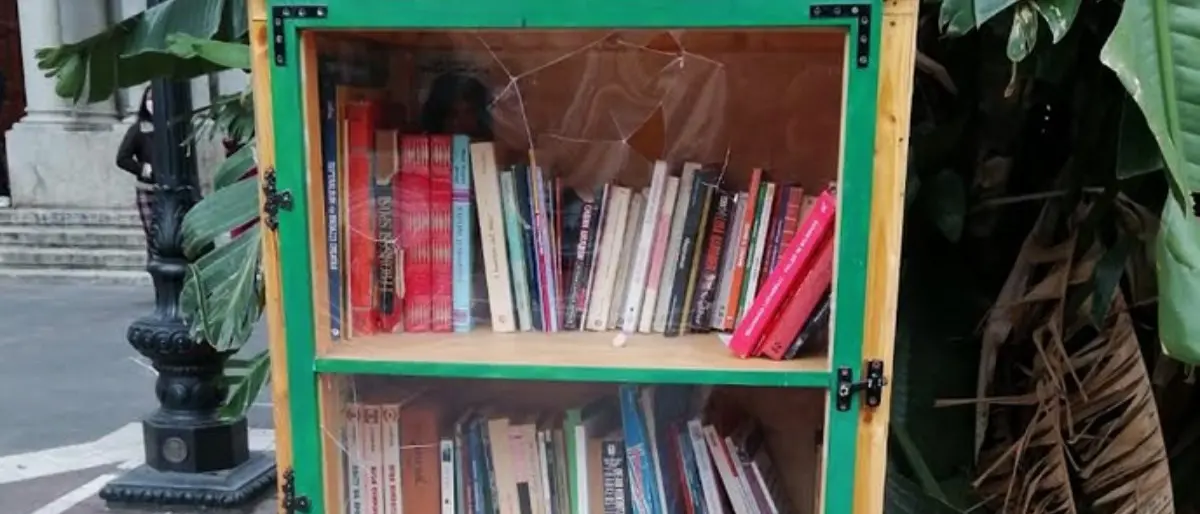 Reggio Calabria, danneggiata la piccola biblioteca all’aperto di piazza Sant’Agostino