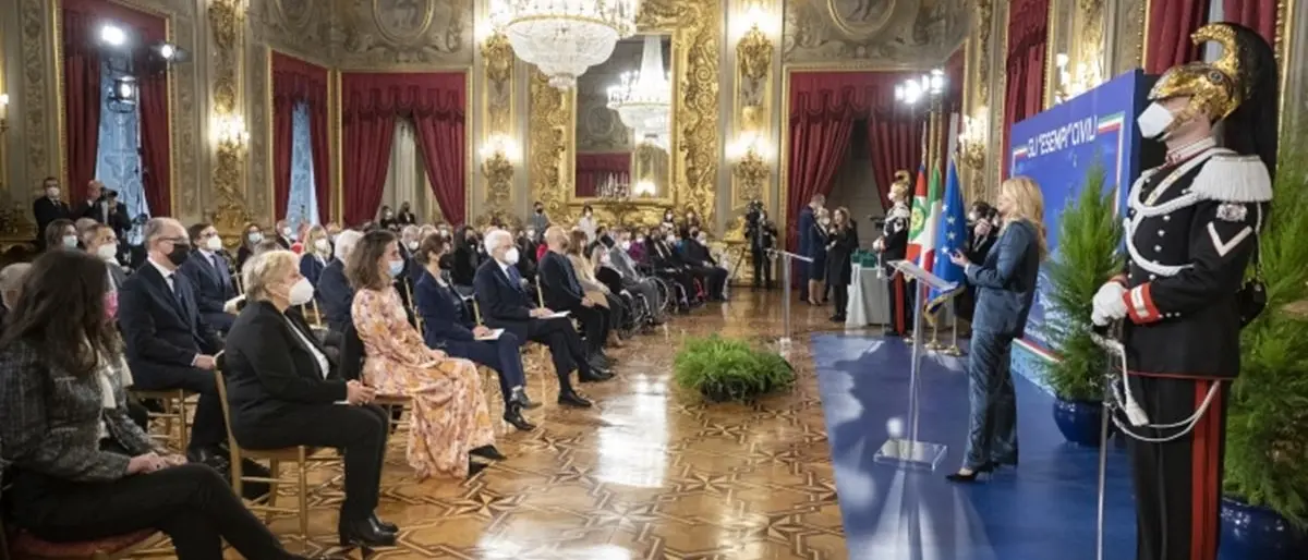 Cavalieri al Merito, premiati da Mattarella anche cinque calabresi: ecco chi sono e le loro storie