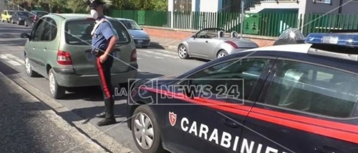 Scalea, tentano di incendiare l’auto di un consigliere comunale di maggioranza: indagini in corso