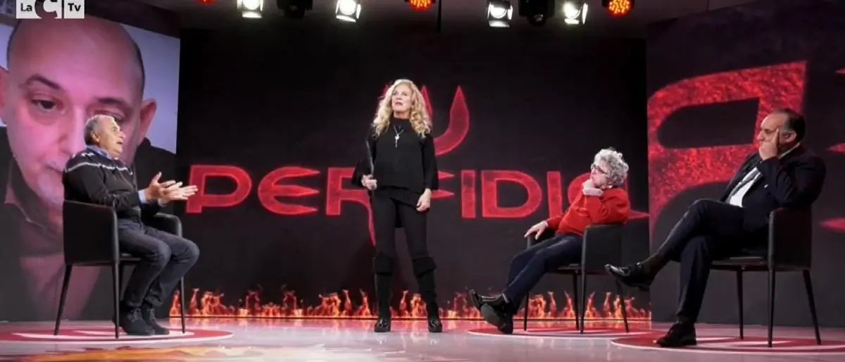 “Per un pugno di tessere”. Perfidia indaga sul clima da far west del Pd cosentino - VIDEO