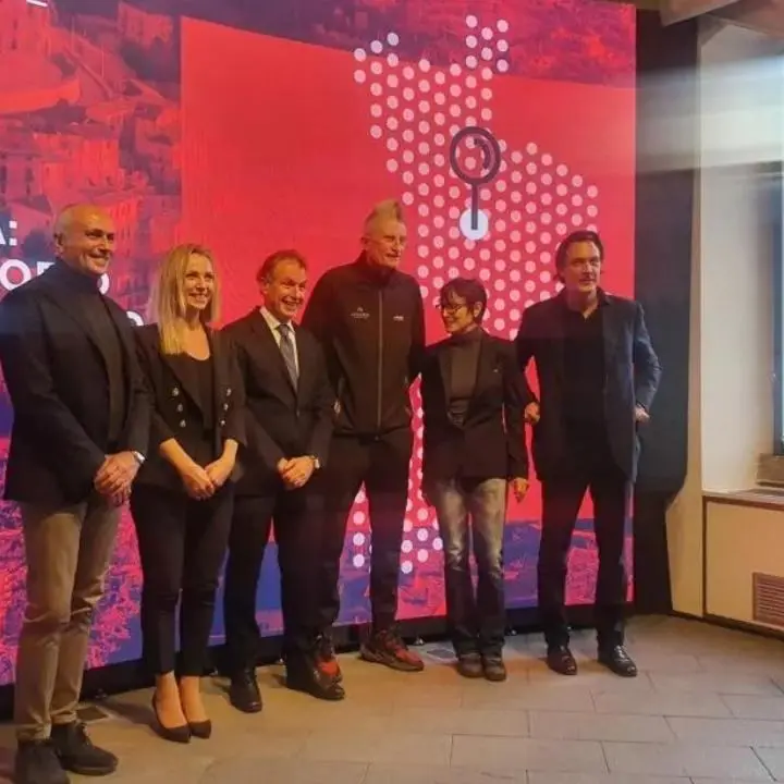 Cosenza, apre la prima sede territoriale Sport e Salute. Vezzali: «Deve essere per tutti»