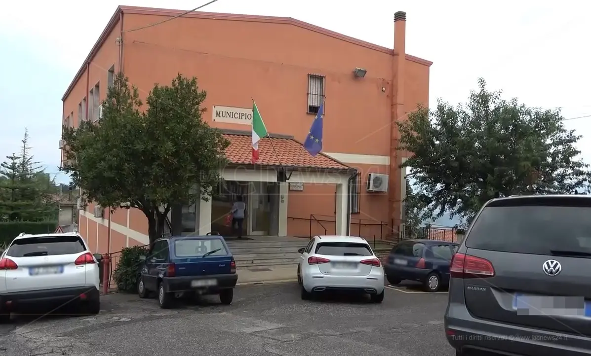 Covid, si teme un focolaio in un albergo di Cortale: 12 test rapidi da verificare