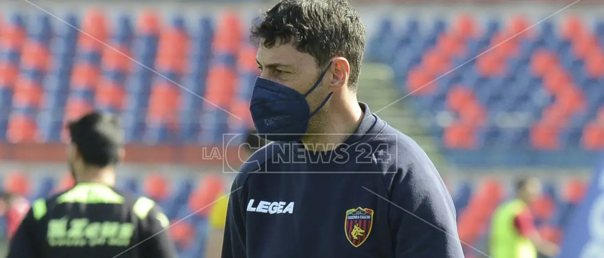 Cosenza, in panchina ritorna Roberto Occhiuzzi: ecco l’annuncio del club