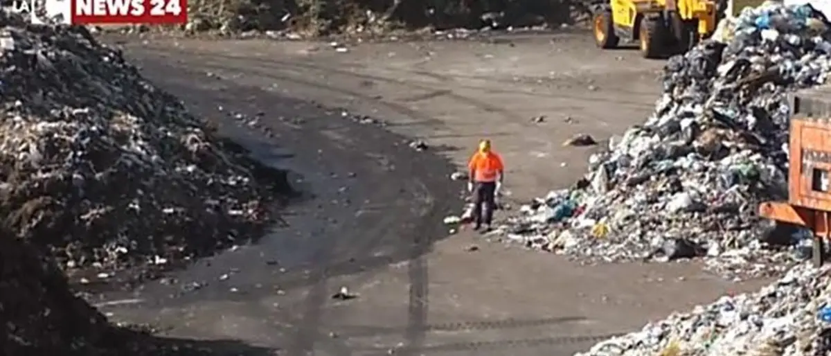 Rifiuti, Catanzaro senza discarica: rimpallo tra Provincia e Regione sull’autorizzazione paesaggistica