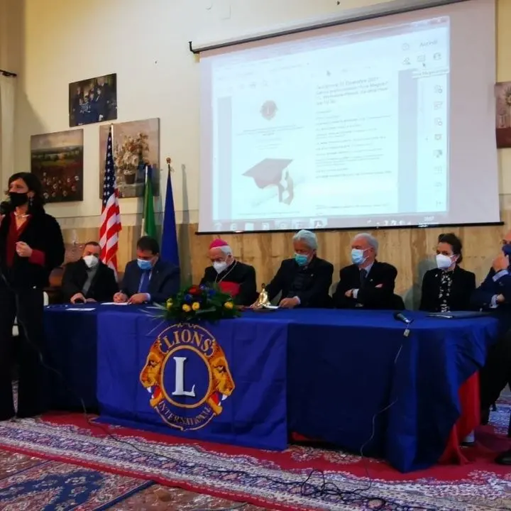 Taurianova, consegnate le borse di studio della Fondazione Betti e la Pagella d’oro Liliana Guerrisi De Leo