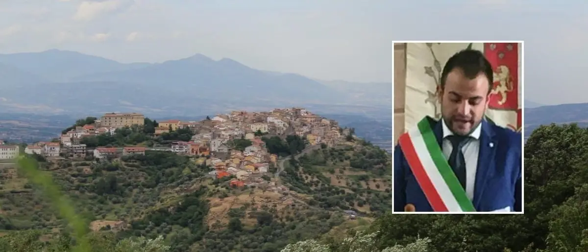 Covid nel Cosentino, a Santa Sofia d’Epiro crescono i casi: il sindaco chiude le scuole