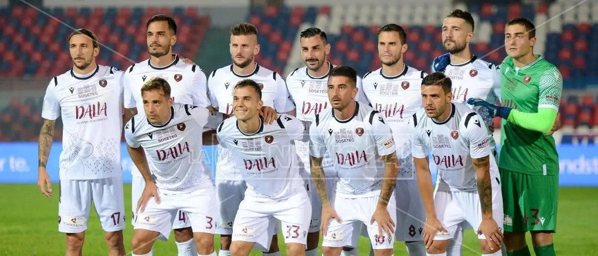 Reggina, ecco come potrebbe scendere in campo la squadra di Toscano: si resta con le due punte?