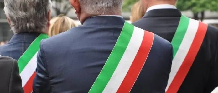 Milano pronta a prendere i fondi di chi non riuscirà a spendere. I sindaci del Sud: «Non lasceremo neanche un euro»