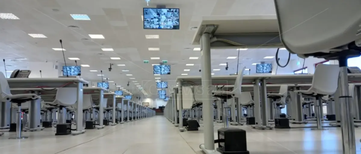 Lamezia, topi e gelo: i primi acciacchi dell’aula bunker più moderna d’Europa