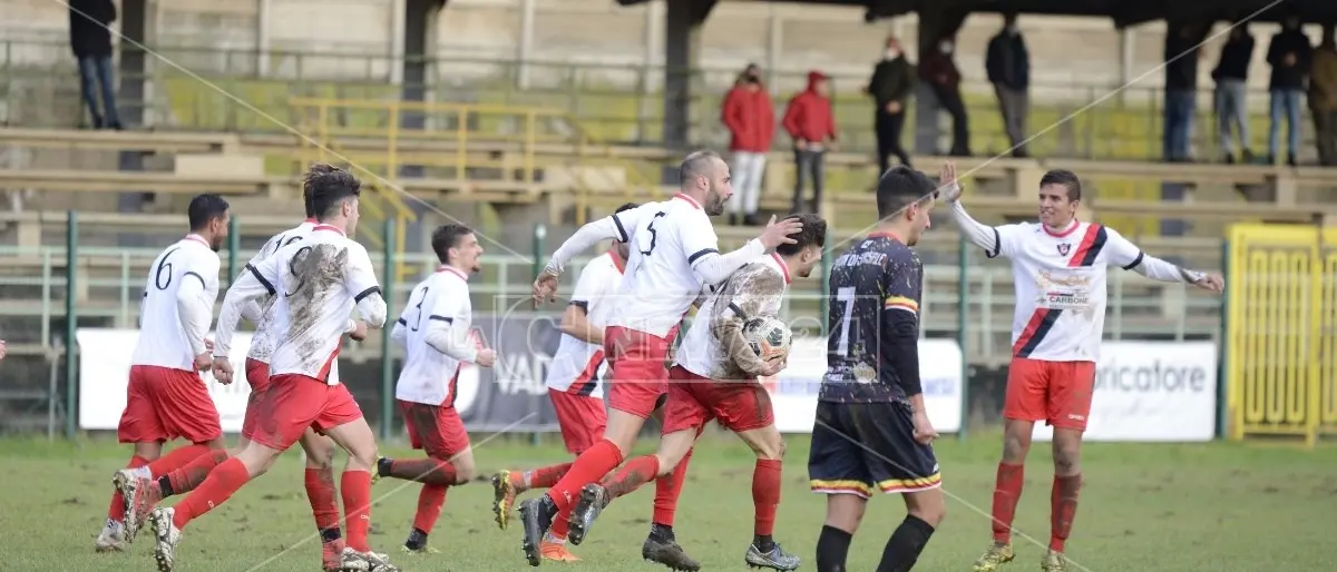 Eccellenza: l’Acri rimonta il Sersale, mentre la Morrone pareggia in extremis contro l’Isola