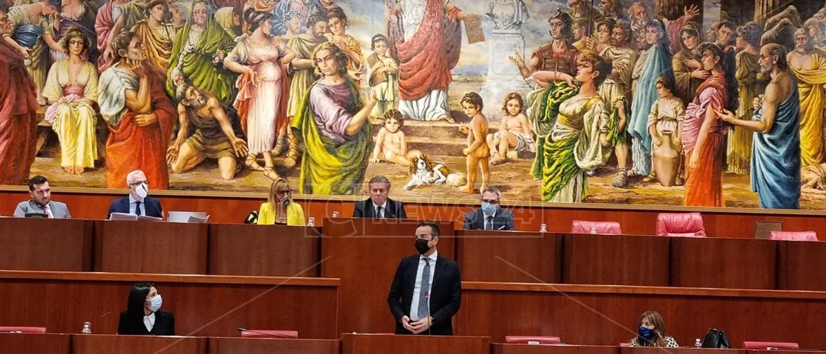 Autonomia differenziata, Occhiuto suona la carica: «Non siamo più fessi del Nord»