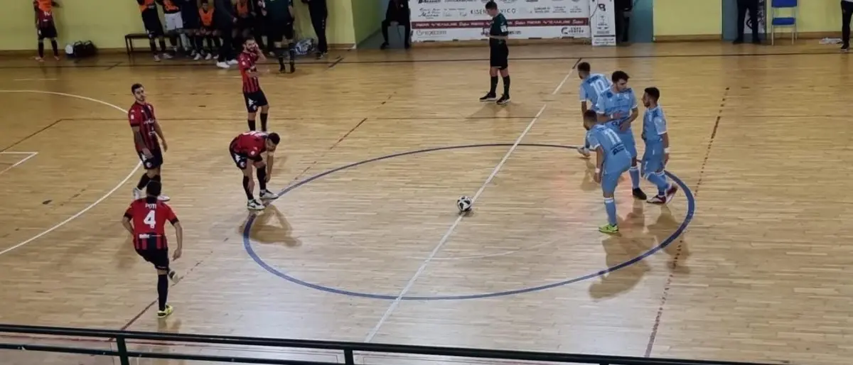 Serie A2 Futsal, il Cosenza perde il primo posto: pari nel derby contro il Bovalino
