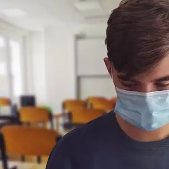 Nuovi casi Covid tra gli studenti di Pizzo, il Comune chiude le scuole