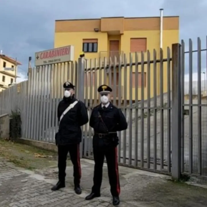 Aggredisce e perseguita un uomo di 39 anni, arrestato 29enne nel Crotonese