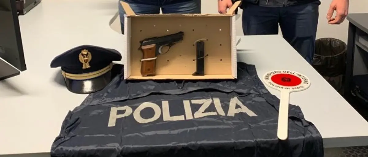 Porto abusivo di arma e ricettazione, 29enne arrestato nel Reggino