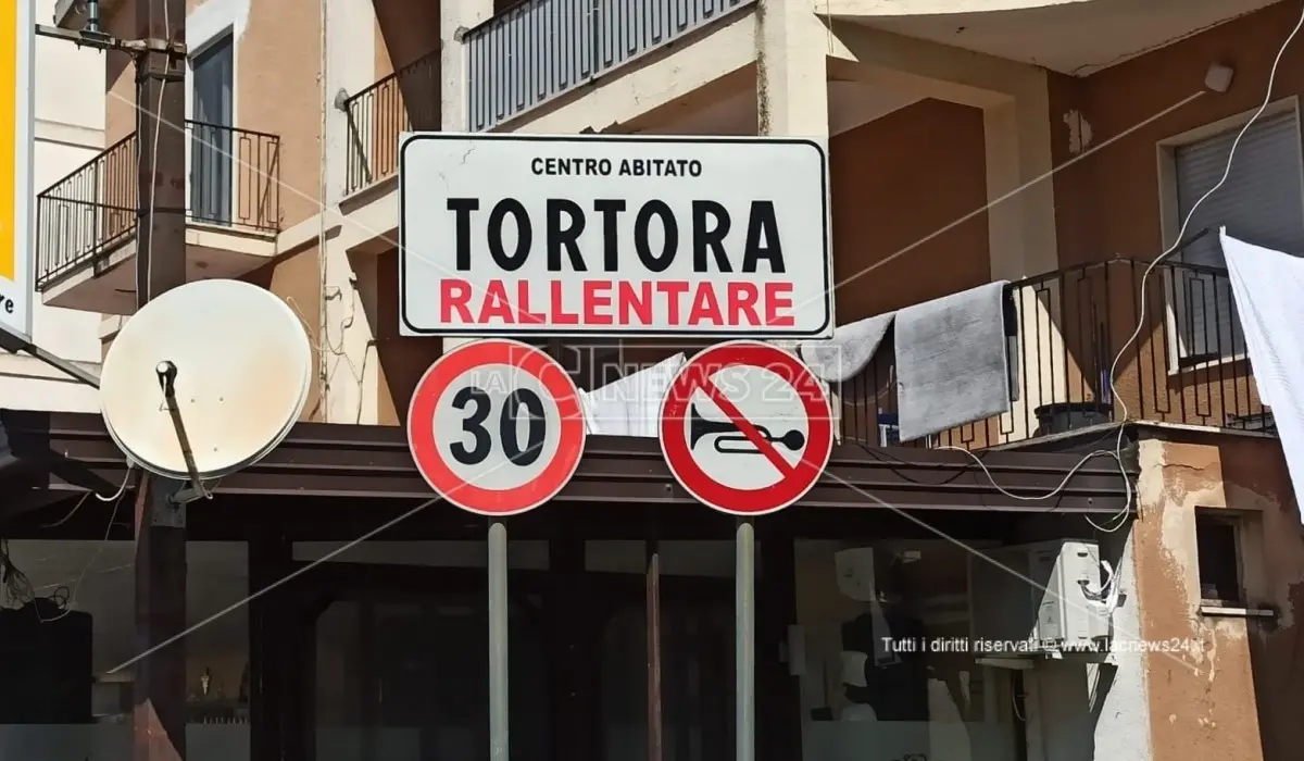 Covid nel Cosentino, sindaco e consigliera di Tortora positivi. Annullati tutti gli eventi
