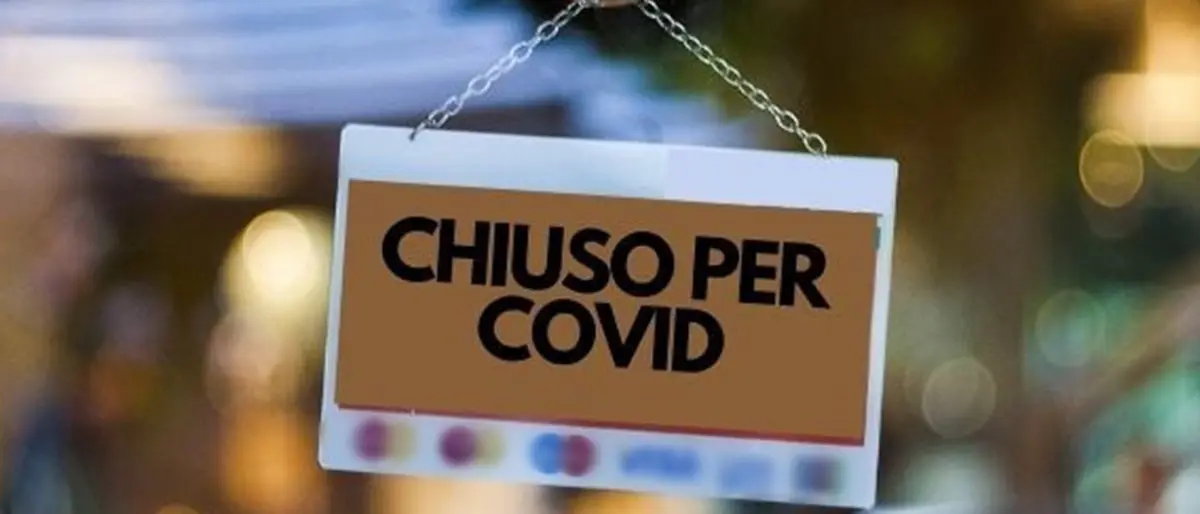 Covid, a Taverna tanti casi tra i giovani: bar e locali chiusi dalle ore 20