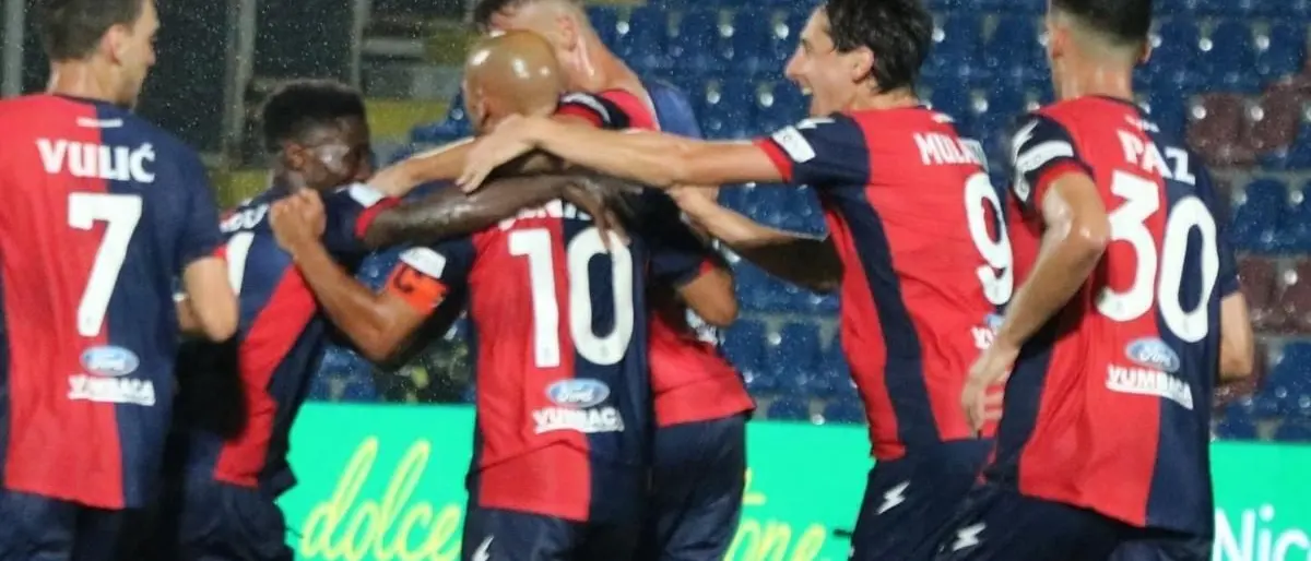 Calciomercato Crotone, Benali e Molina con le valige in mano. Sondaggio per Ariaudo e Delli Carri