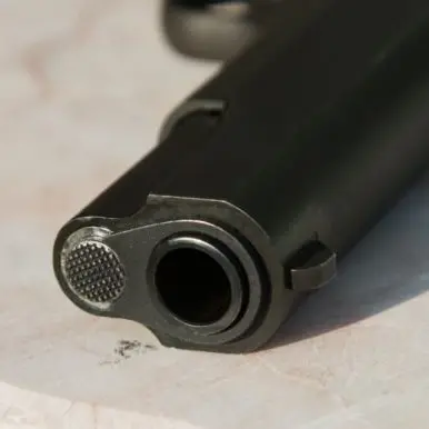 Catanzaro, spara al volto l’ex genero: 69arrestato per tentato omicidio, grave la vittima