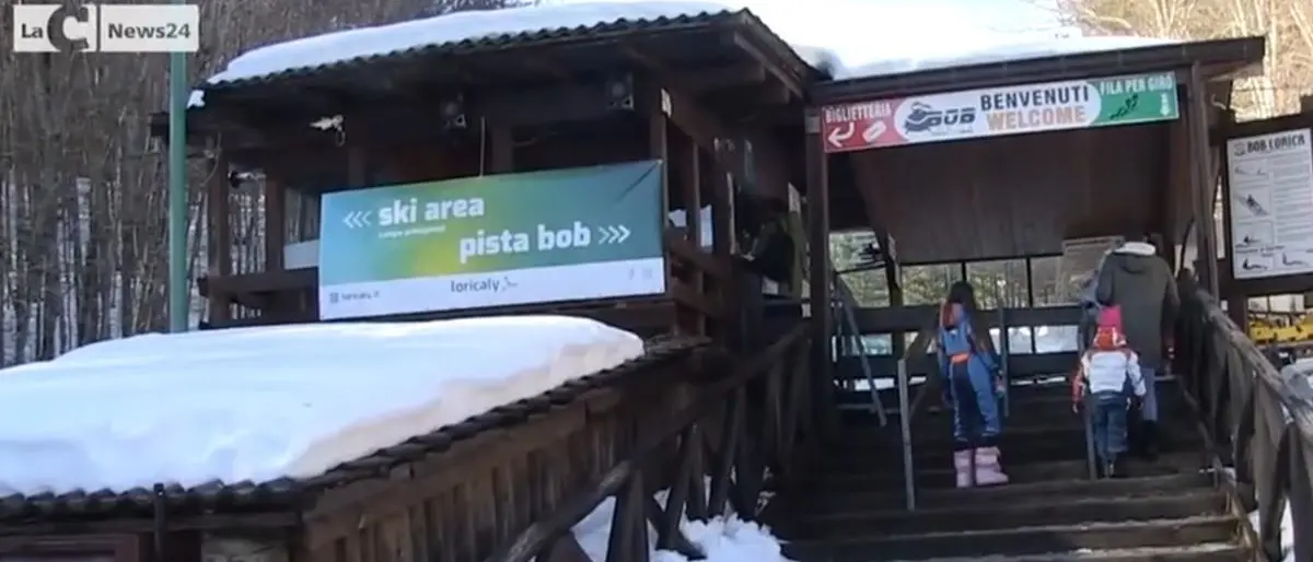 Lorica apre ma non si scia: la Regione annuncia la ripartenza ma solo per guardare il panorama