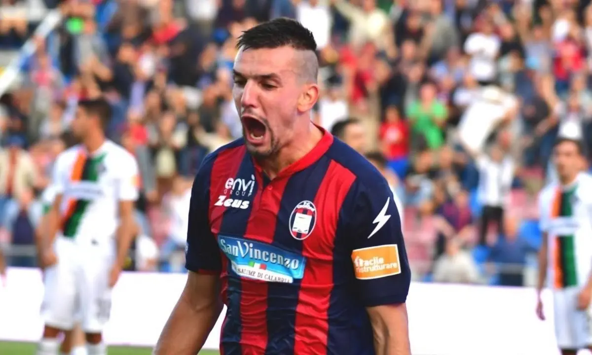 Calciomercato Crotone, i pitagorici rivogliono Golemic: i dettagli dell’affare