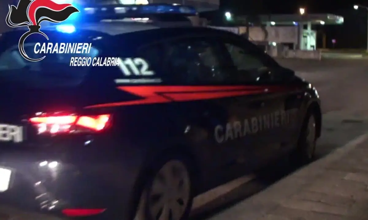 Reggio Calabria, fallito furto a gioielleria nella notte di Capodanno: indagini