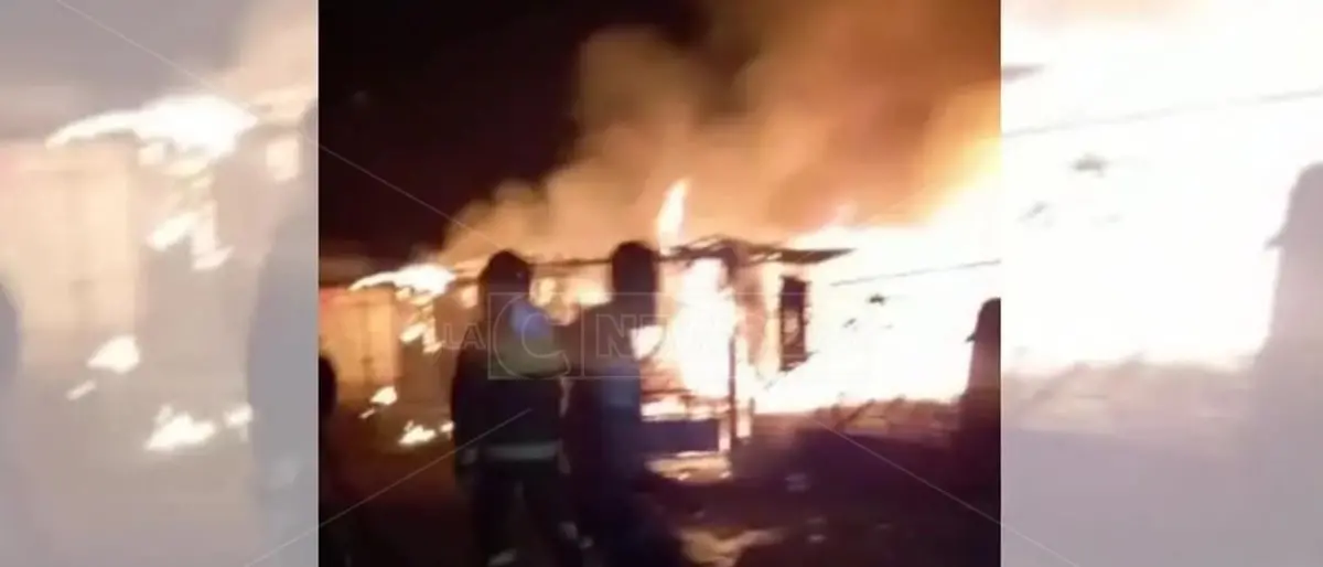 Tendopoli San Ferdinando, Tansi: «Sfiorata tragedia a Capodanno, le istituzioni intervengano»