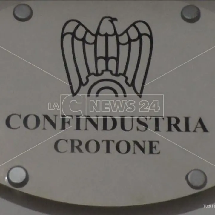Pnrr, Confindustria Crotone sollecita il Comune: «Servono gruppi di lavoro per passare dai progetti alle opere»