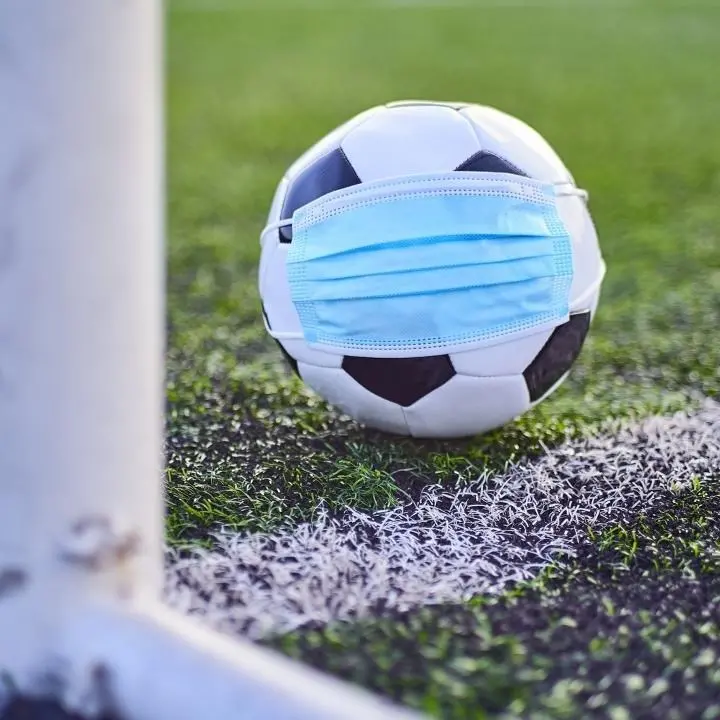 Covid, stop alle squadre con il 35% dei positivi: verso un nuovo protocollo per lo sport