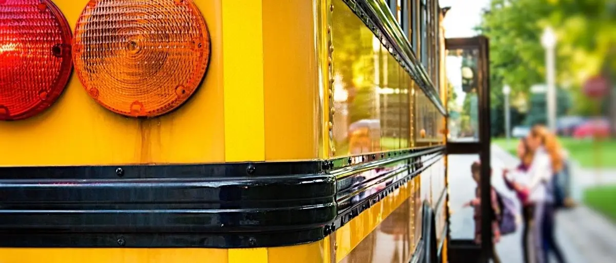 Scuole Calabria, i sindaci delle principali città: «No alla dad ma potenziare i trasporti aumentando le corse»