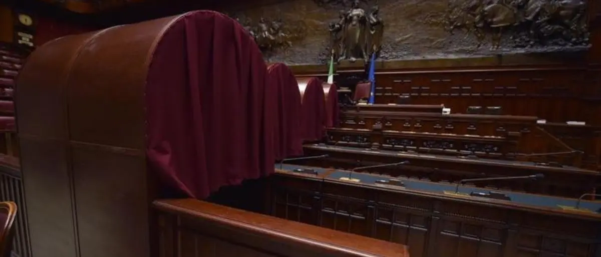 Elezione Presidente della Repubblica, massimo 200 persone in Aula e solo con tampone negativo: le regole