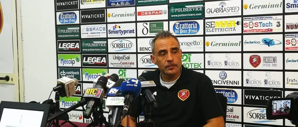 Verso Reggina-Brescia. Toscano: «La bacchetta magica ce l’hanno i calciatori»