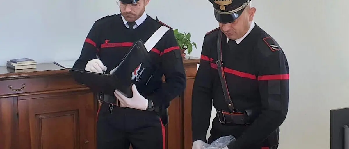 Spaccio di droga, arrestato 28enne nel Cosentino: aveva un chilo di coca in auto