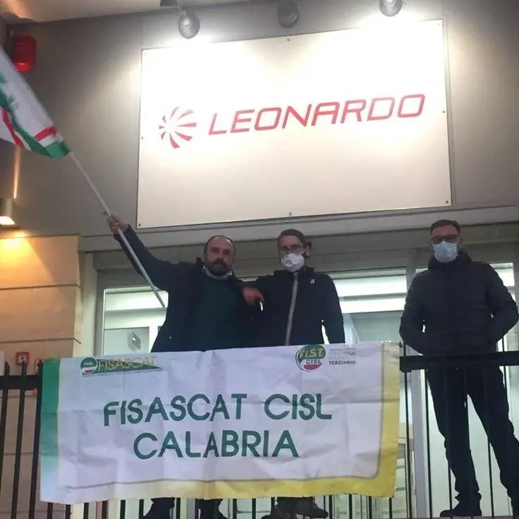 Lavoratori Leonardo senza ammortizzatori, Fisascat: «Si garantiscano i loro diritti»