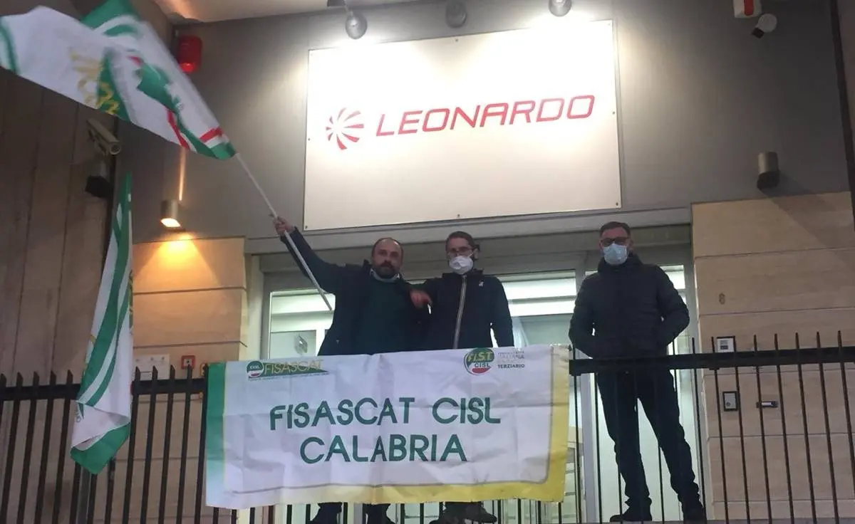 Lavoratori Leonardo senza ammortizzatori, Fisascat: «Si garantiscano i loro diritti»